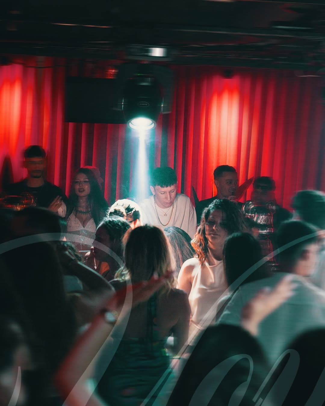 You Istanbul — dans pisti atmosferi